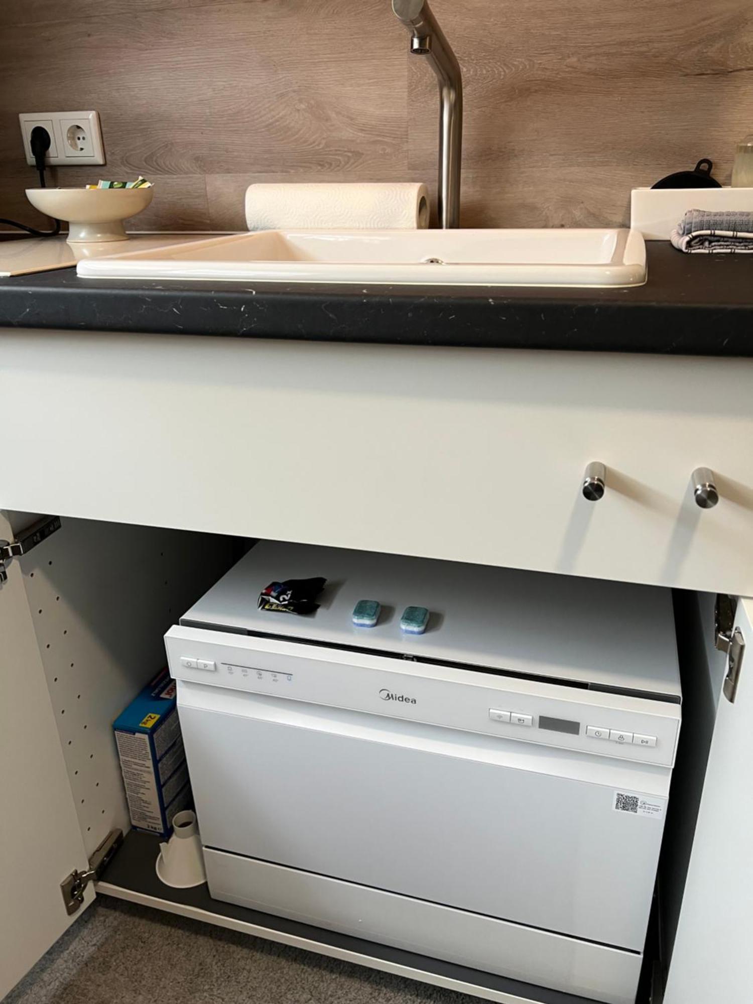 Grosse Gemuetliche Ferienwohnung Mit Klimaanlage, Parkplatz Inklusive Top ! Fürth Extérieur photo